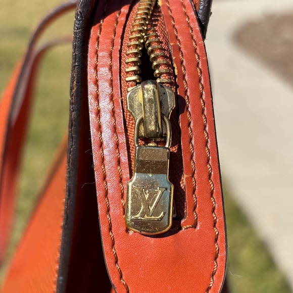 Louis Vuitton Saint Jacques Epi Leather Tote Bag / Handbag - Picture 6 of 12